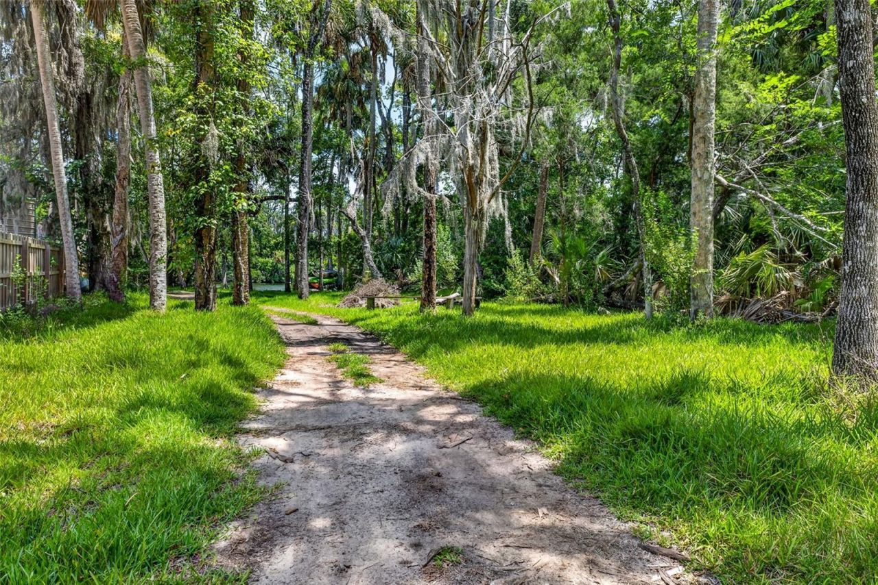 4600 S Lewoods Drive , Homosassa, FL 34448 Photo