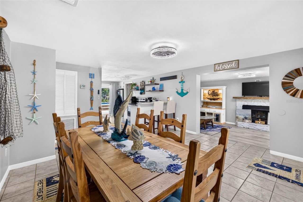 5304 S James Terrace , Homosassa, FL 34448 Photo
