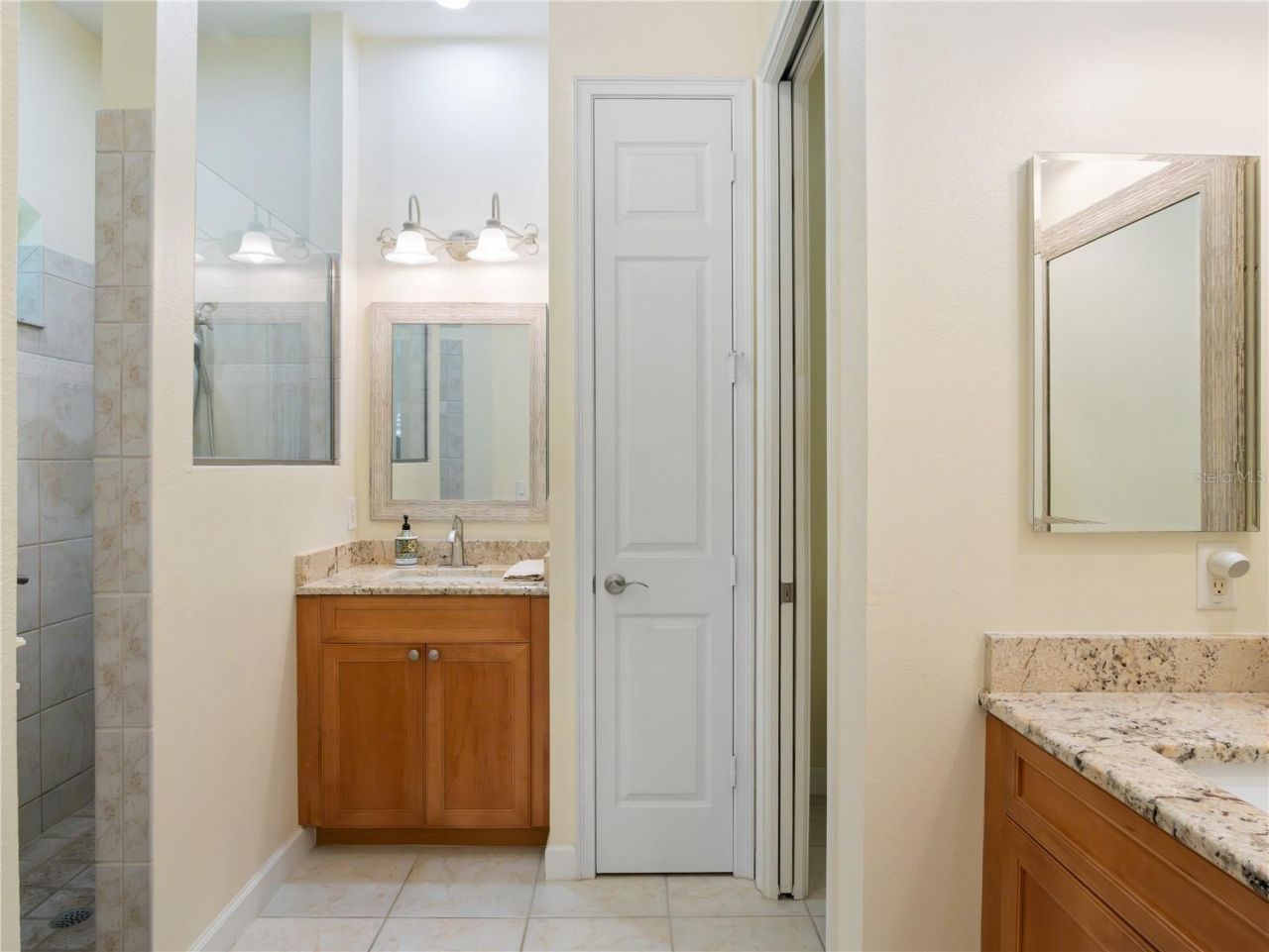 9513 Serra Court , Howey in the Hills, FL 34737 Photo