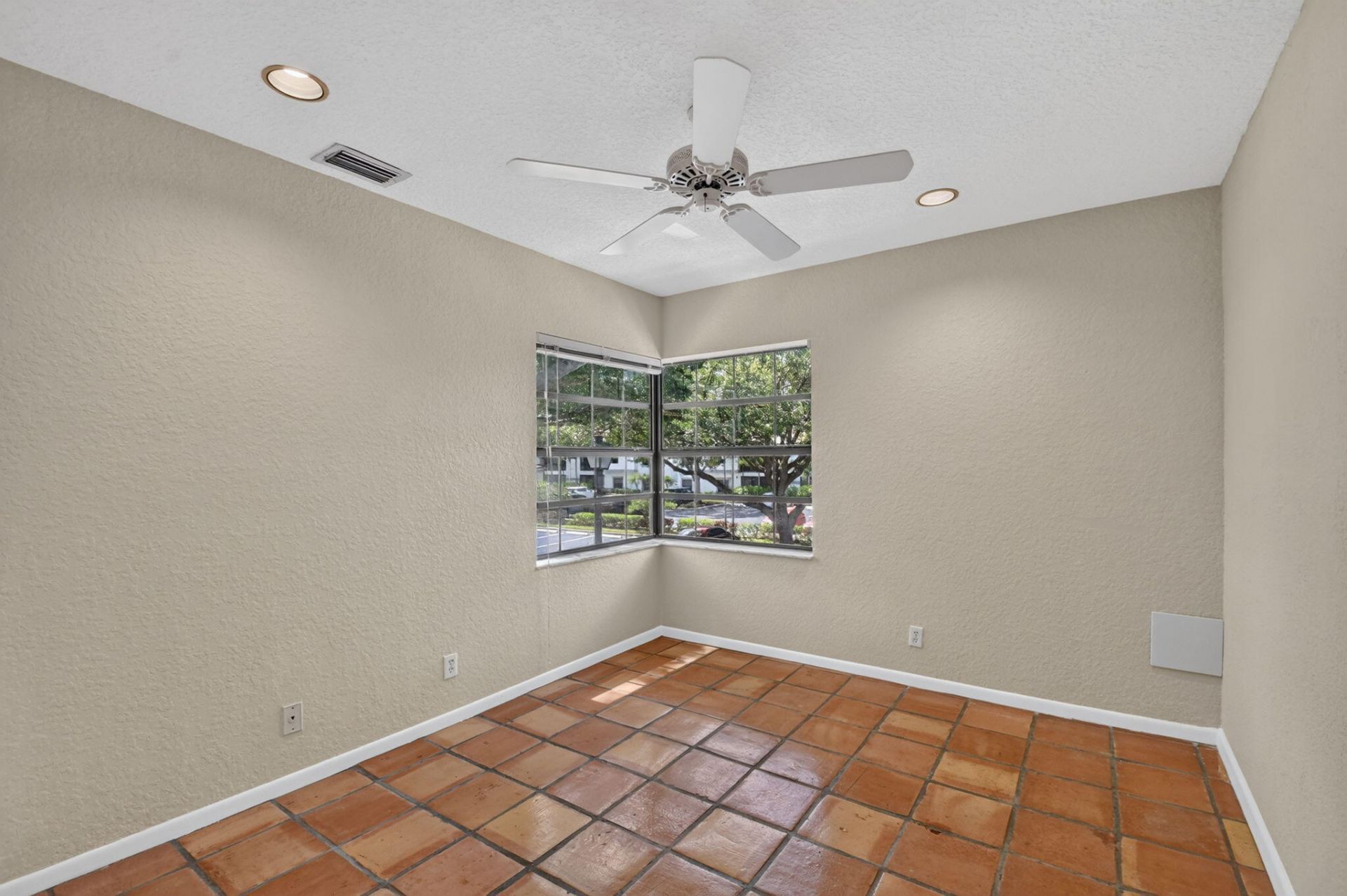 5451 Verona Drive, Unit N, Boynton Beach, FL 33437 Photo