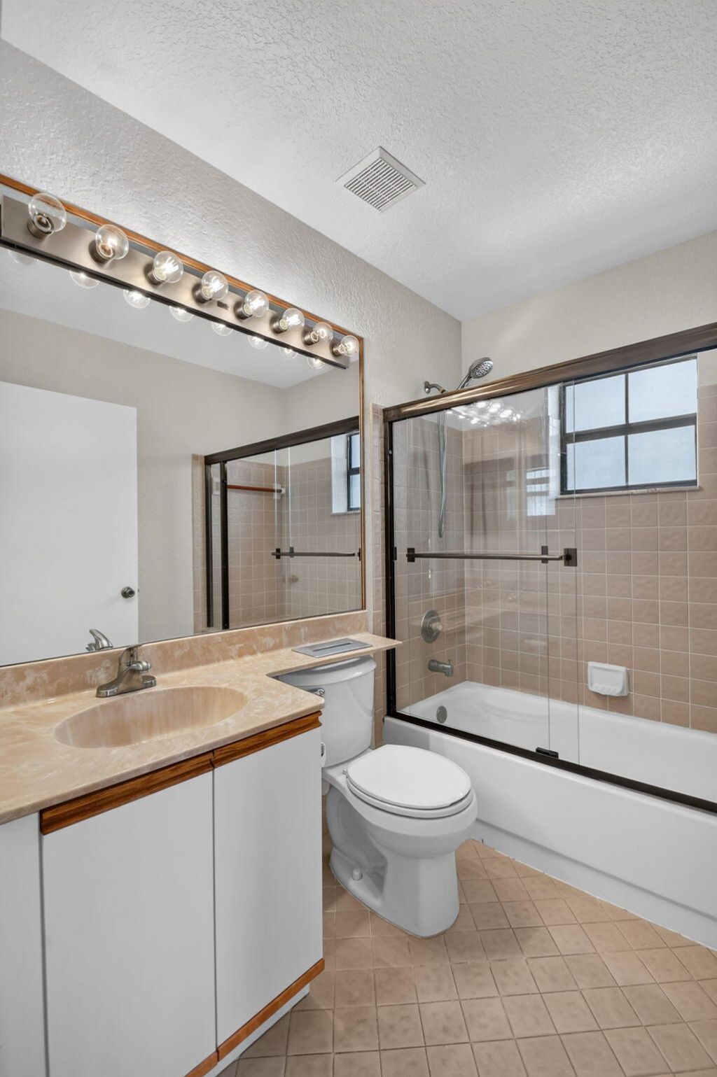 5451 Verona Drive, Unit N, Boynton Beach, FL 33437 Photo