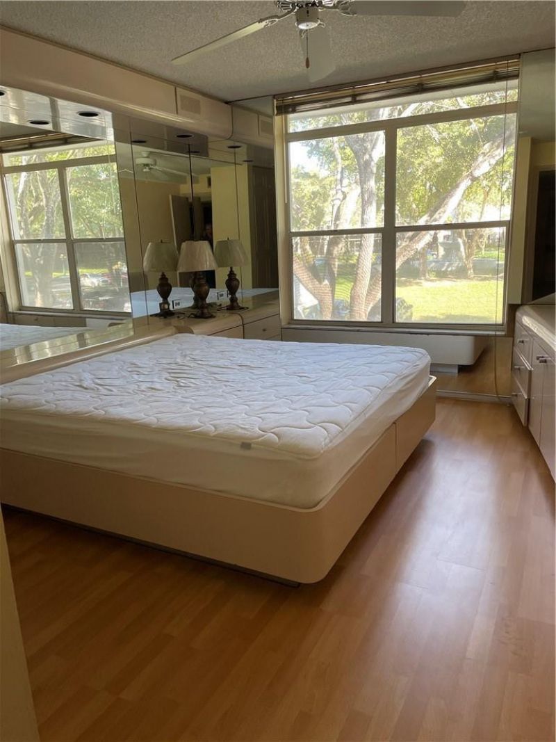 3660 Inverrary Drive, Unit 2f, Lauderhill, FL 33319 Photo