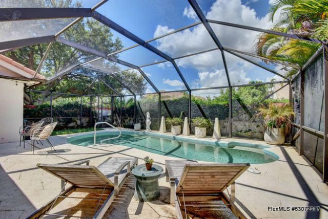 2613 Mohawk Circle, West Palm Beach, FL 33409 Photo