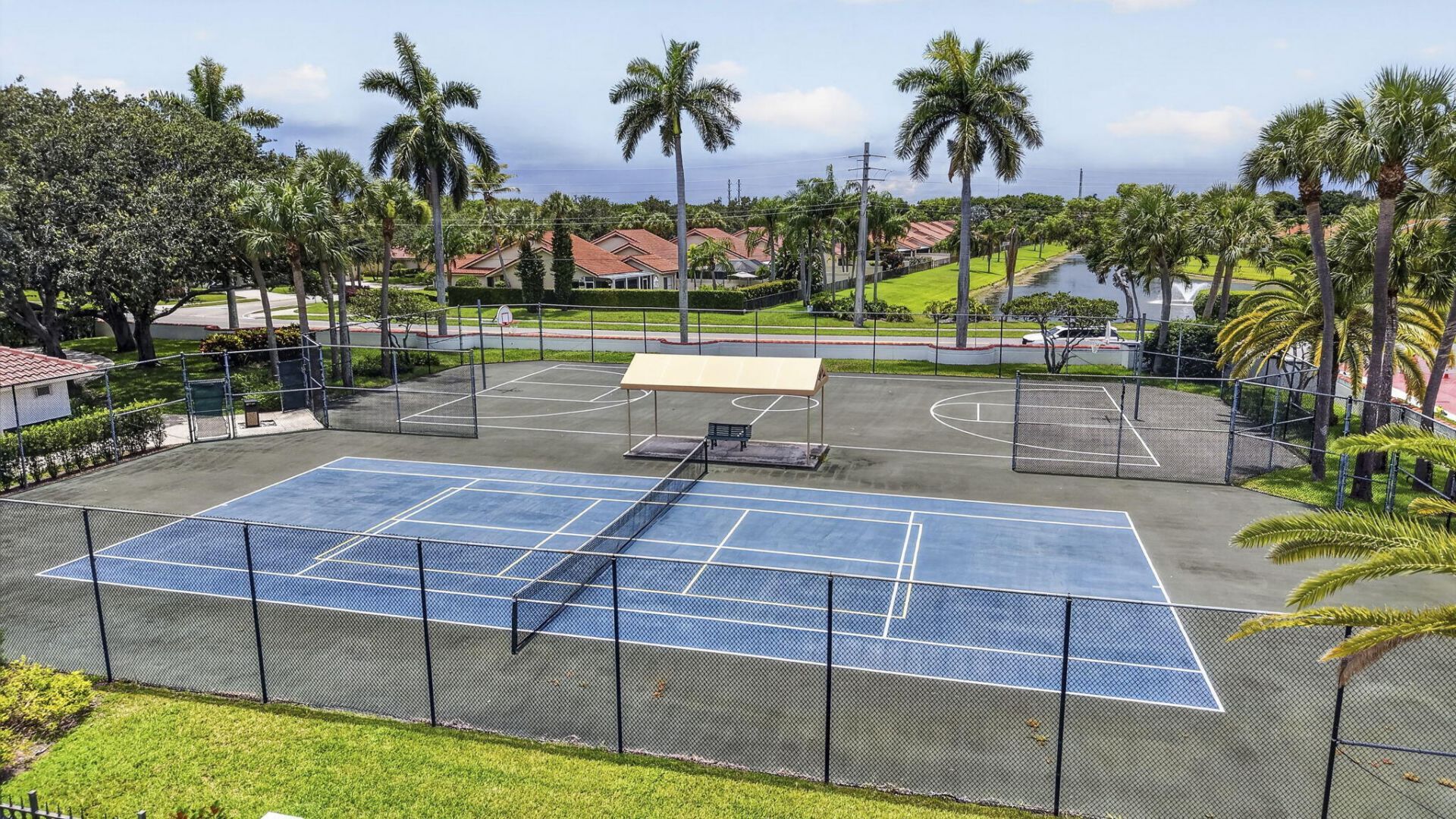 2613 Mohawk Circle, West Palm Beach, FL 33409 Photo