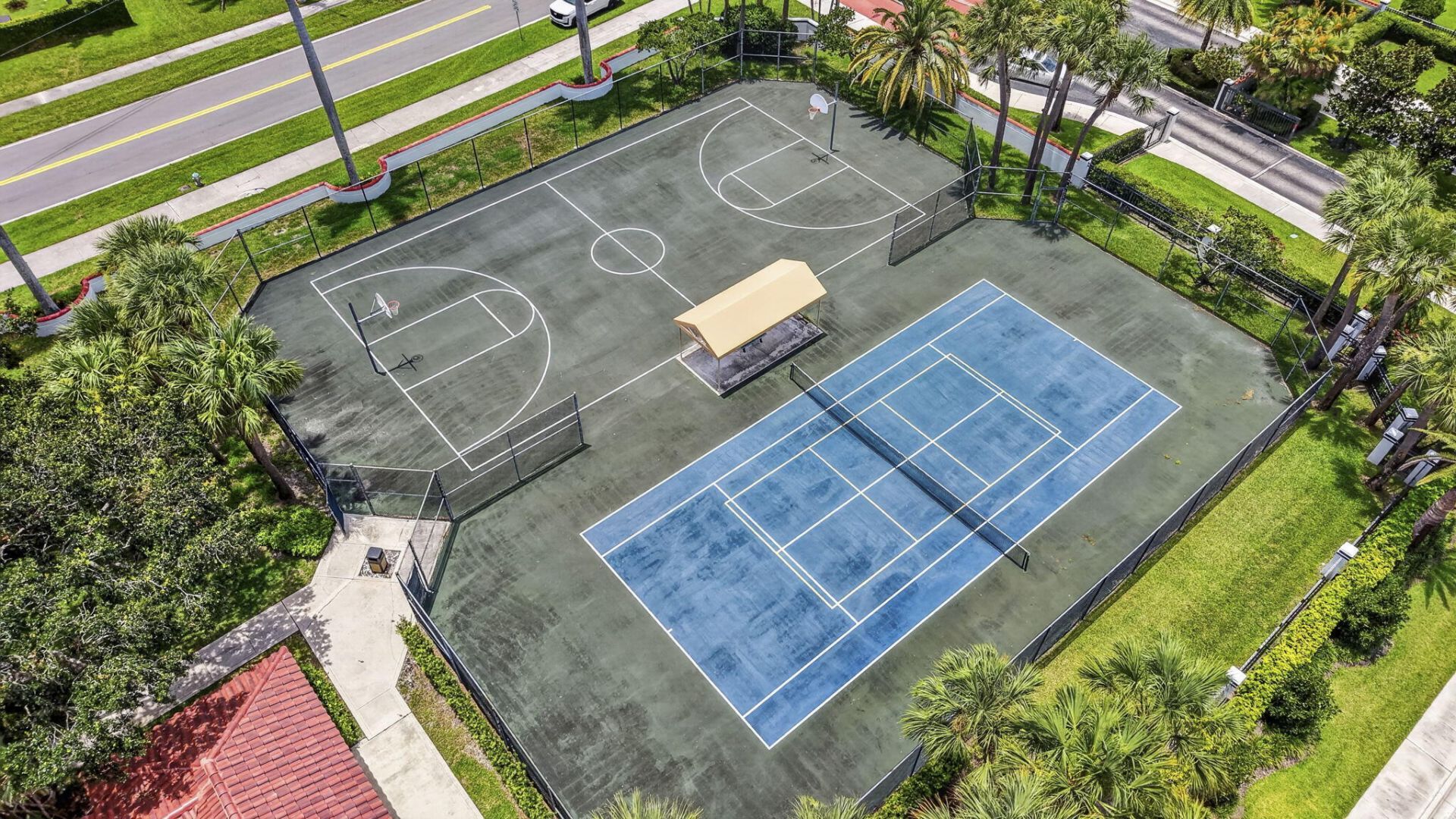 2613 Mohawk Circle, West Palm Beach, FL 33409 Photo
