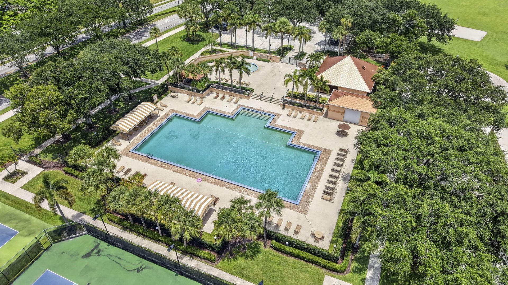 2613 Mohawk Circle, West Palm Beach, FL 33409 Photo