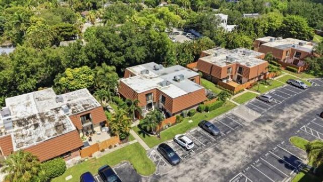 1438 Park Shore Circle, Unit 3, Fort Myers, FL 33901 Photo