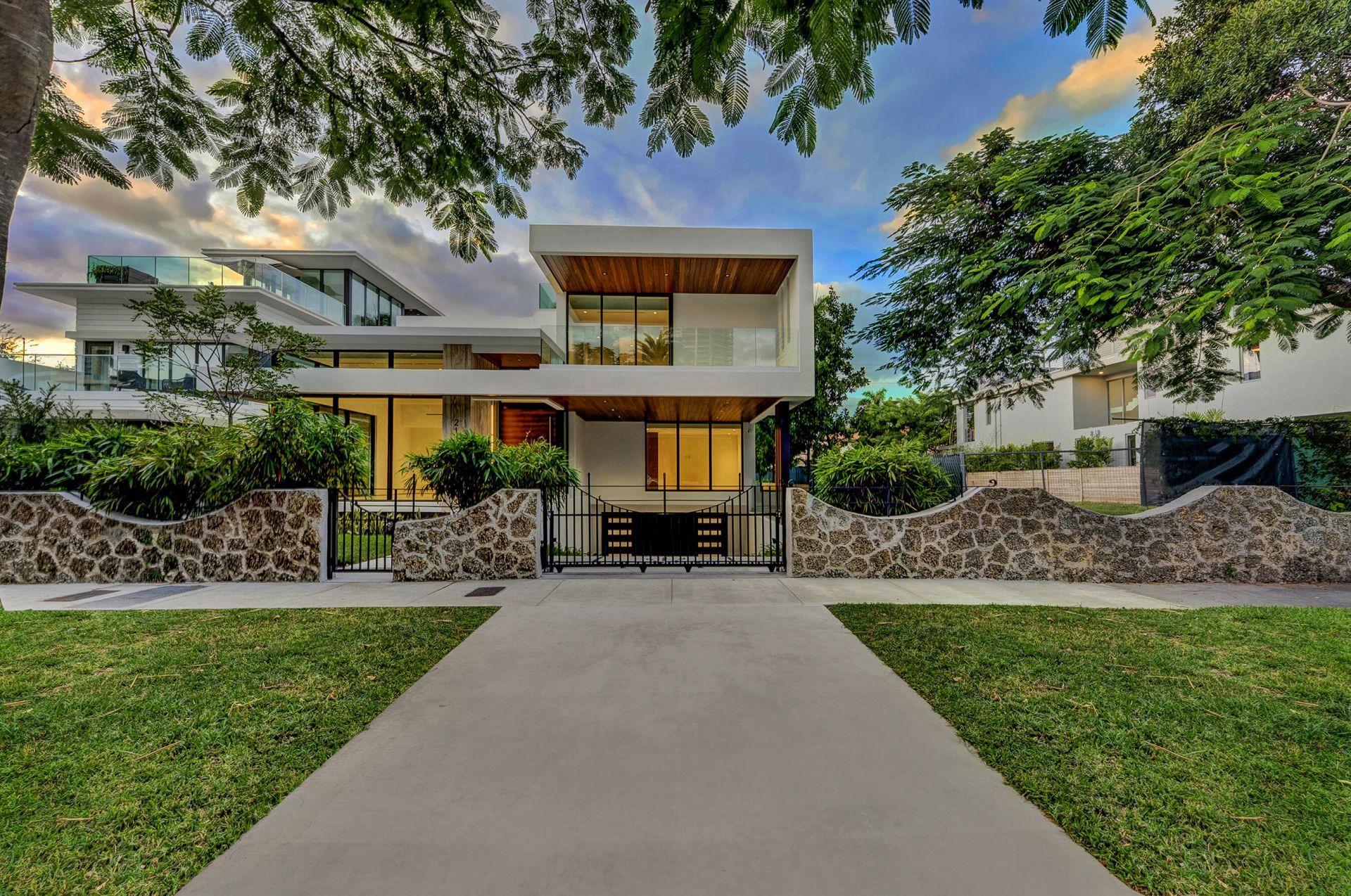 2130 S Miami Avenue, Miami, FL 33129 Photo