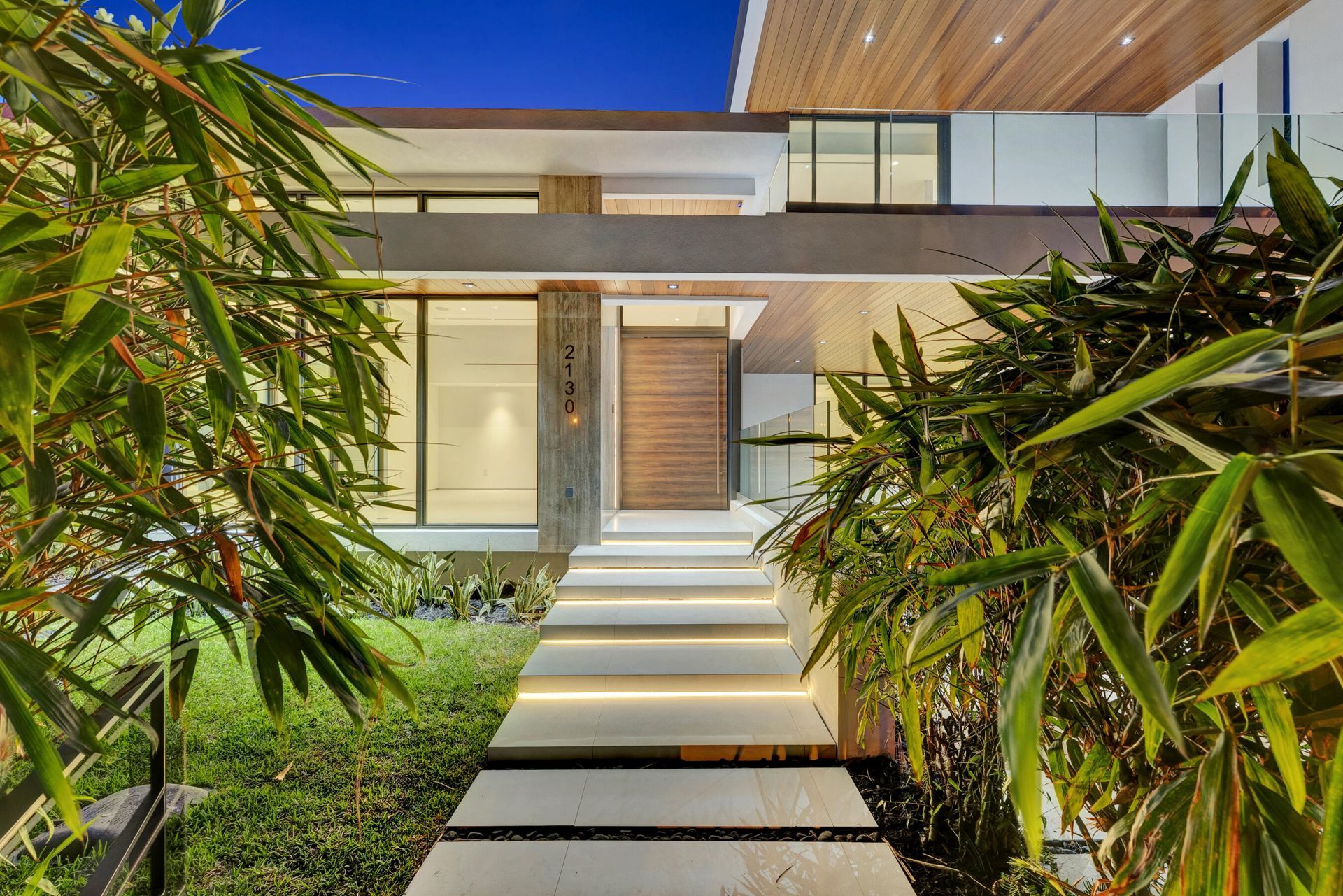 2130 S Miami Avenue, Miami, FL 33129 Photo