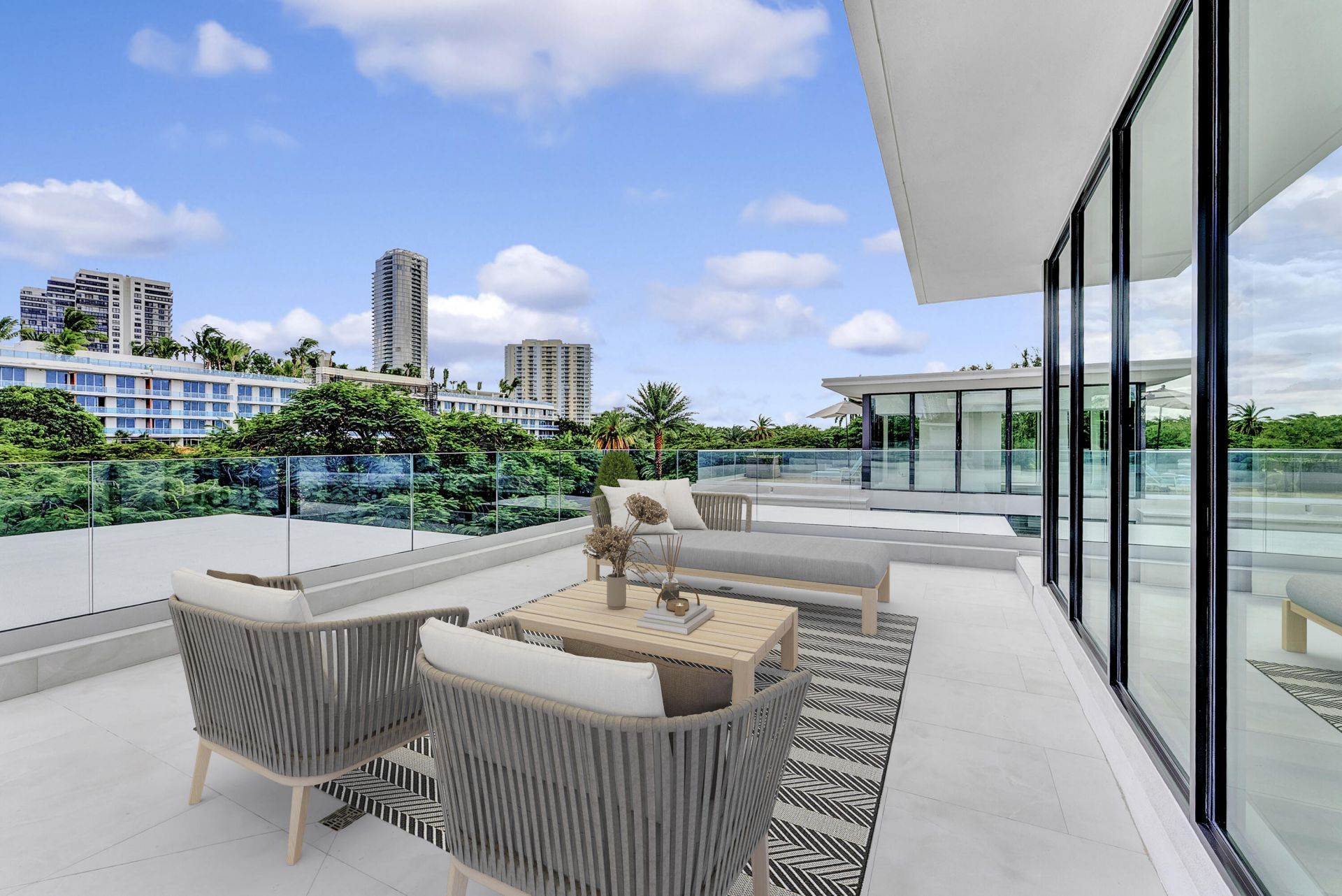 2130 S Miami Avenue, Miami, FL 33129 Photo