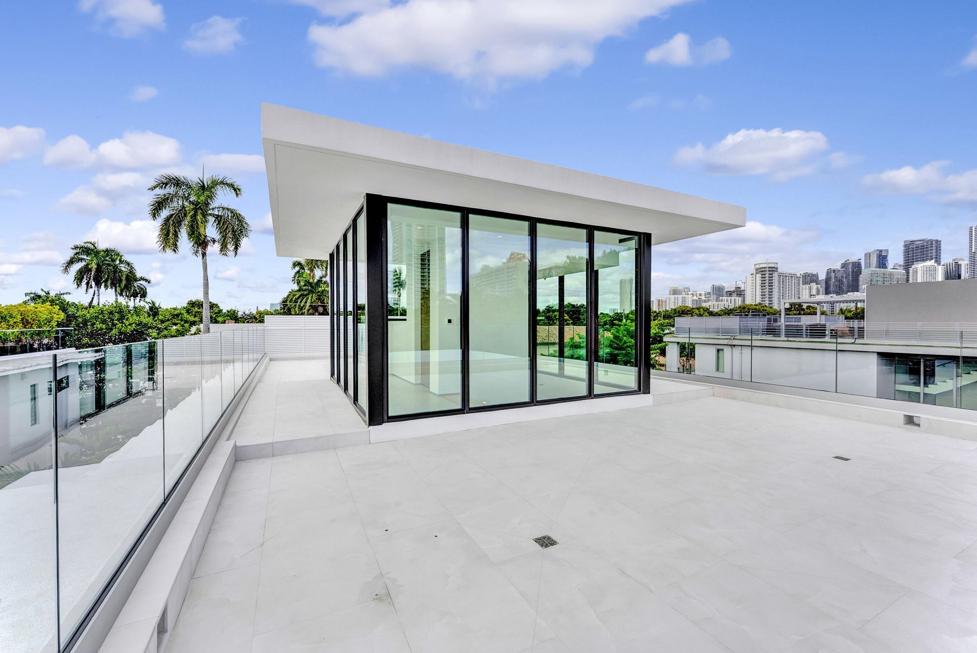 2130 S Miami Avenue, Miami, FL 33129 Photo