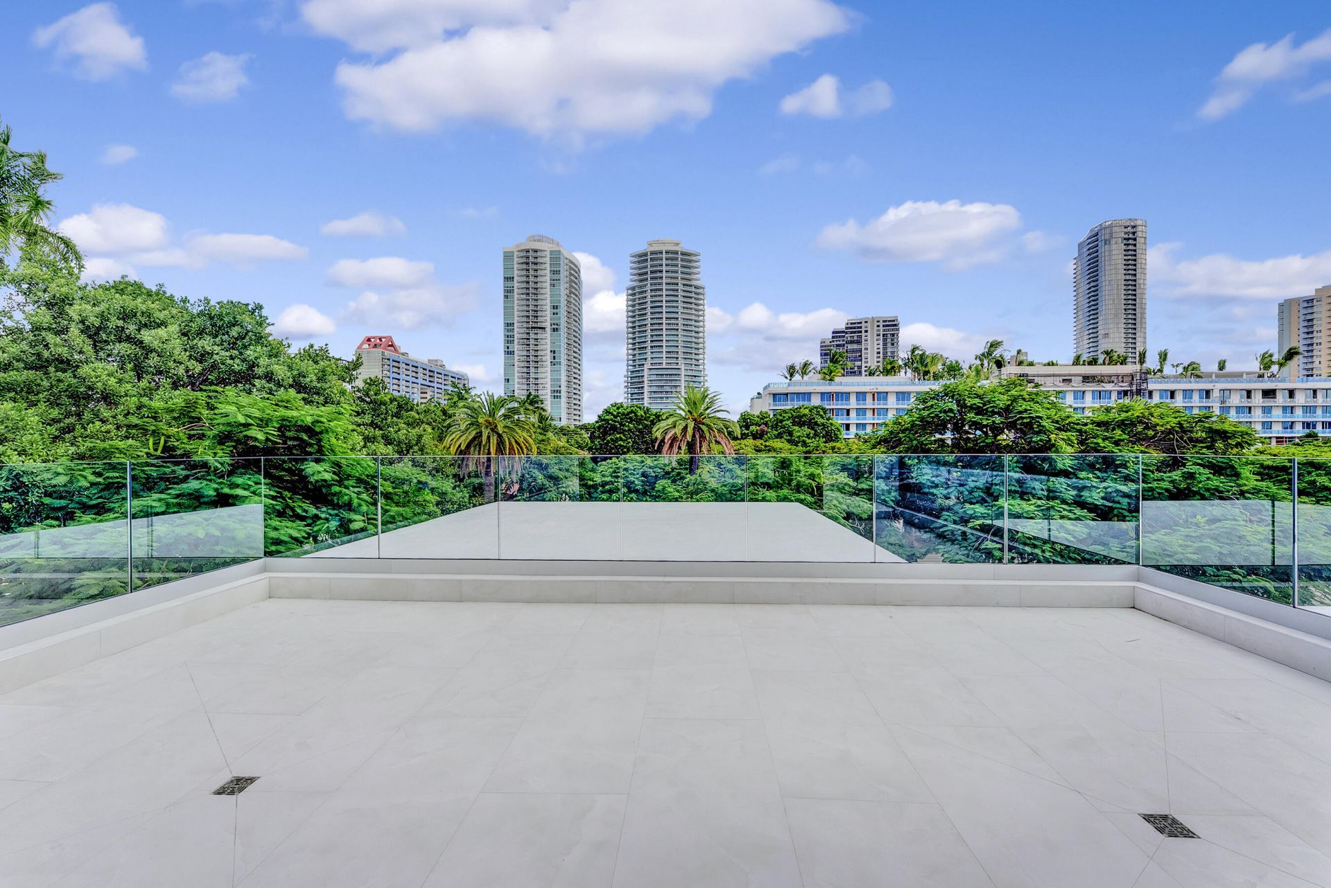 2130 S Miami Avenue, Miami, FL 33129 Photo