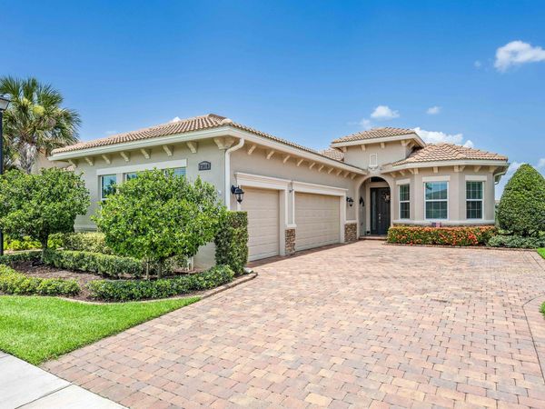 23018 SW Accesi Way, Port St. Lucie, FL 34986
