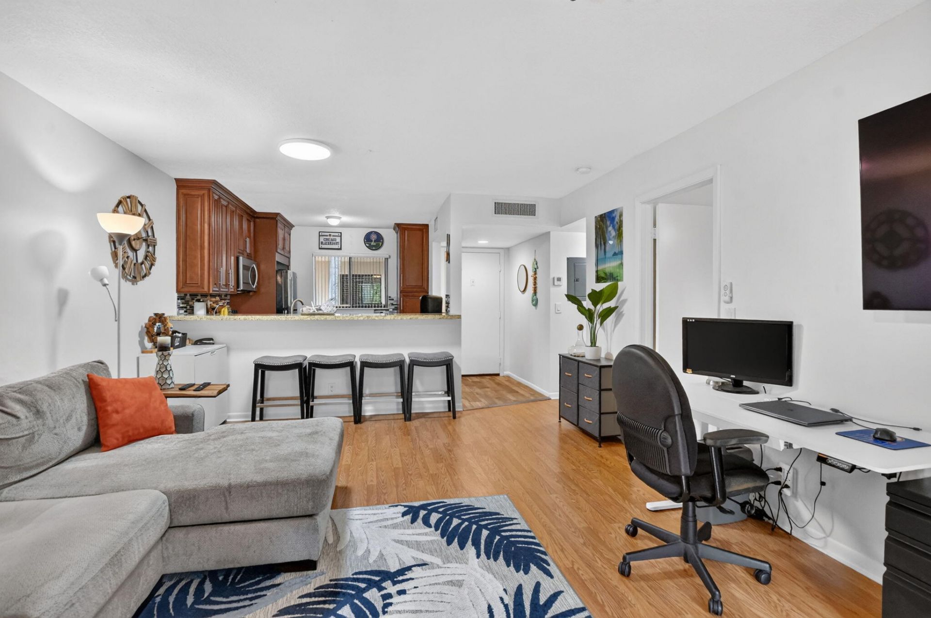 5280 Las Verdes Circle, Unit 216, Delray Beach, FL 33484 Photo