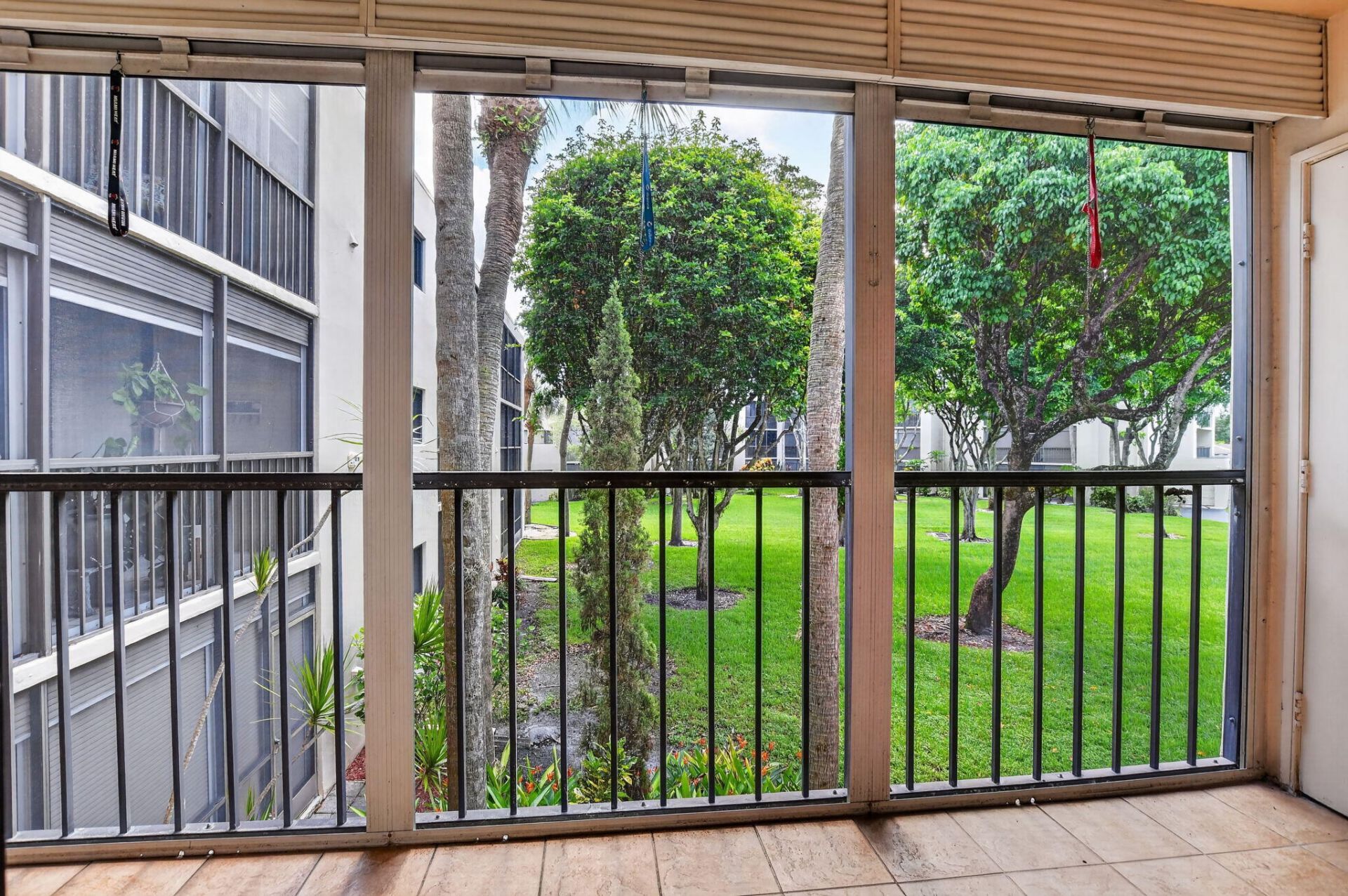 5280 Las Verdes Circle, Unit 216, Delray Beach, FL 33484 Photo