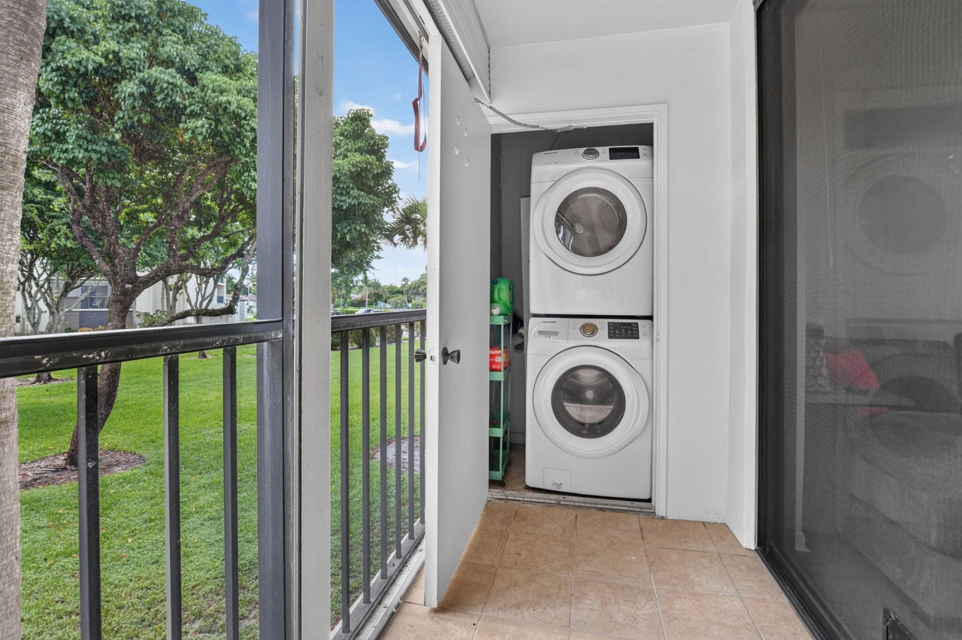5280 Las Verdes Circle, Unit 216, Delray Beach, FL 33484 Photo
