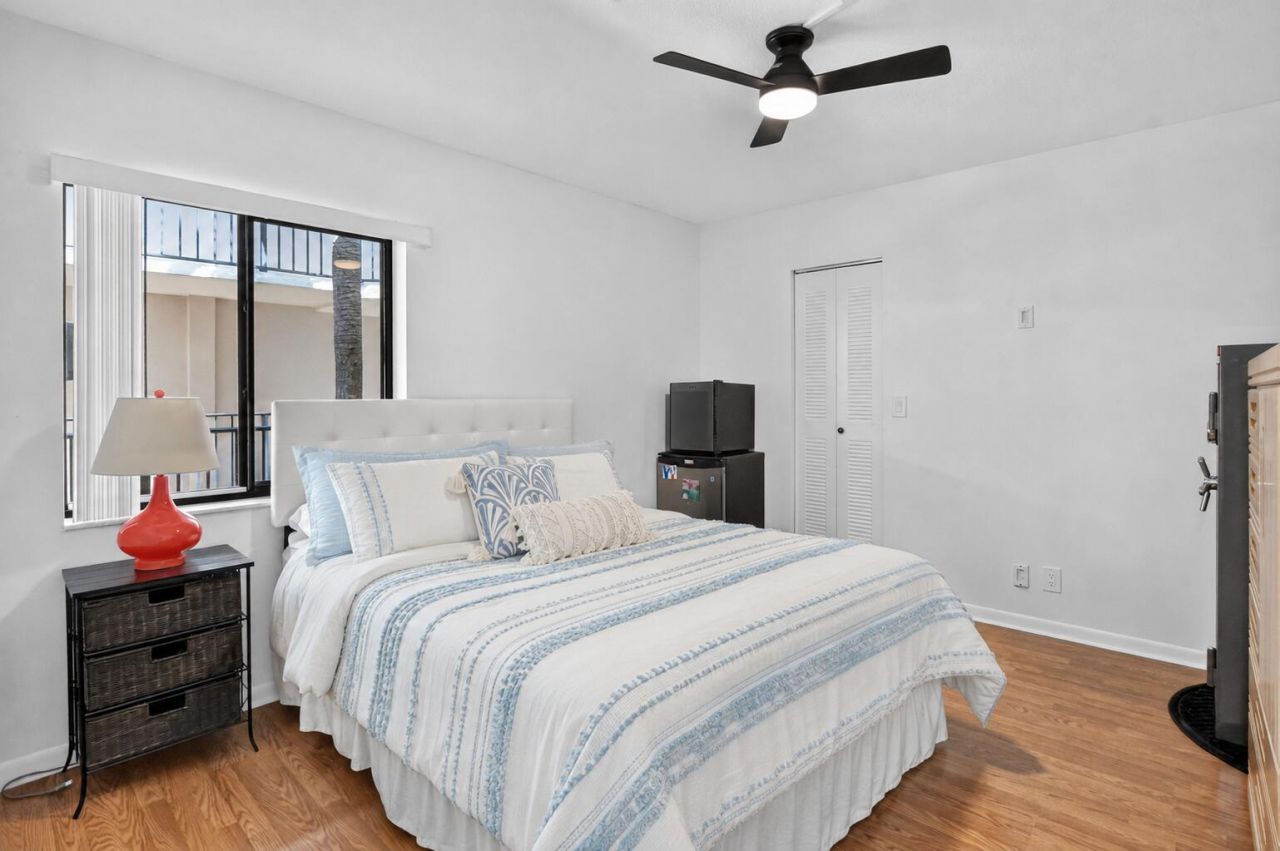 5280 Las Verdes Circle, Unit 216, Delray Beach, FL 33484 Photo