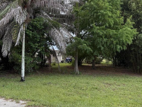 345 Citrus Drive, Loxahatchee Groves, FL 33470