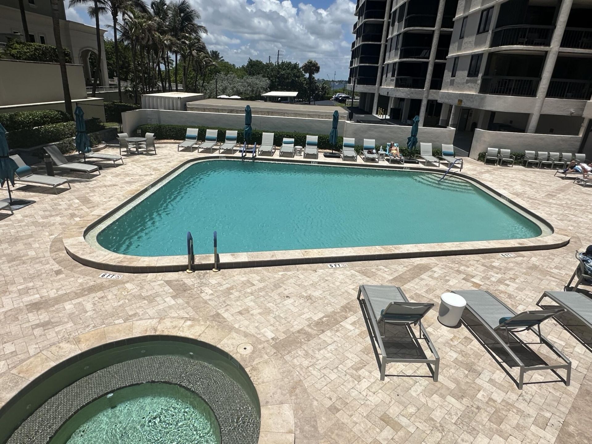 5380 N Ocean Drive, Unit 4e, Singer Island, FL 33404 Photo