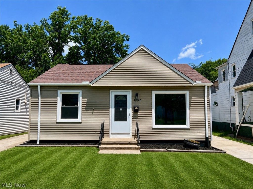 11922 Lena Avenue, Cleveland, OH 44135 Main Photo
