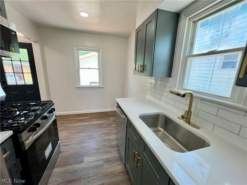 11922 Lena Avenue, Cleveland, OH 44135 Photo 10