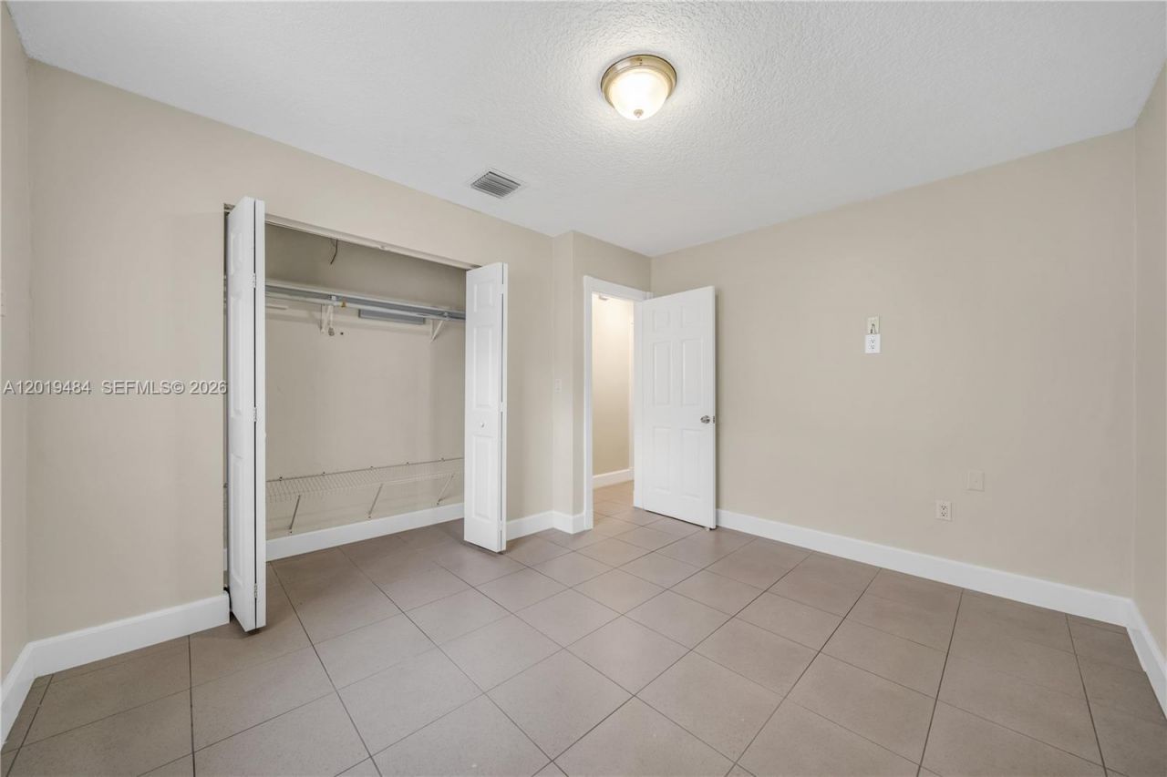 501 SW 120th Ave, Miami, FL 33184 Photo