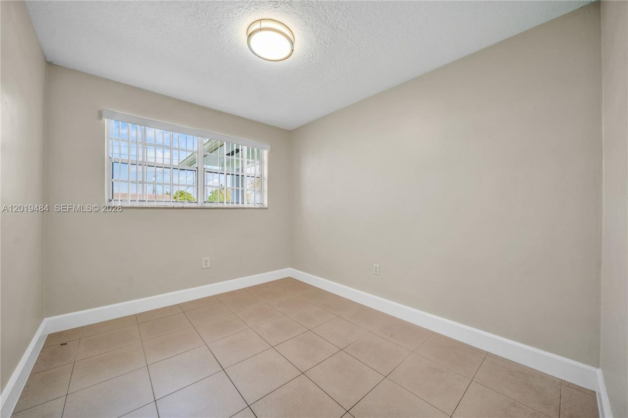 501 SW 120th Ave, Miami, FL 33184 Photo