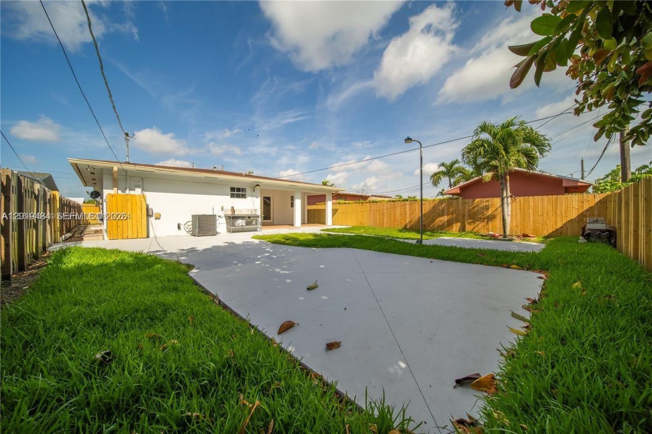 501 SW 120th Ave, Miami, FL 33184 Photo