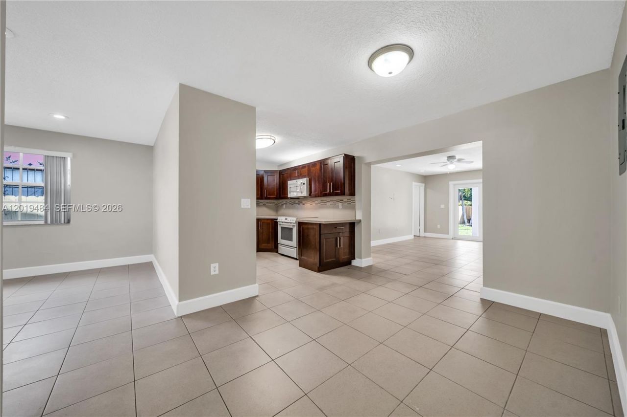 501 SW 120th Ave, Miami, FL 33184 Photo