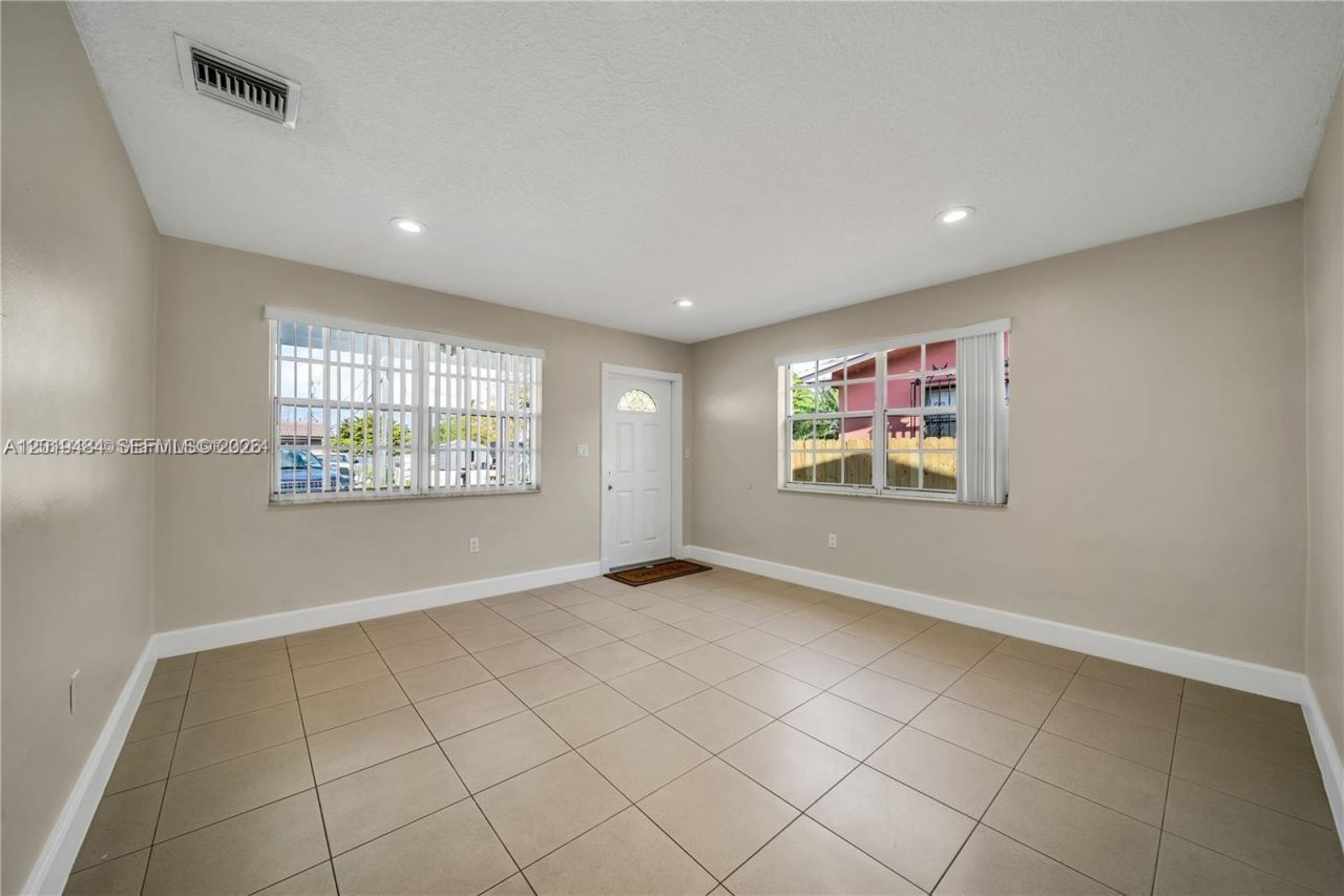 501 SW 120th Ave, Miami, FL 33184 Photo