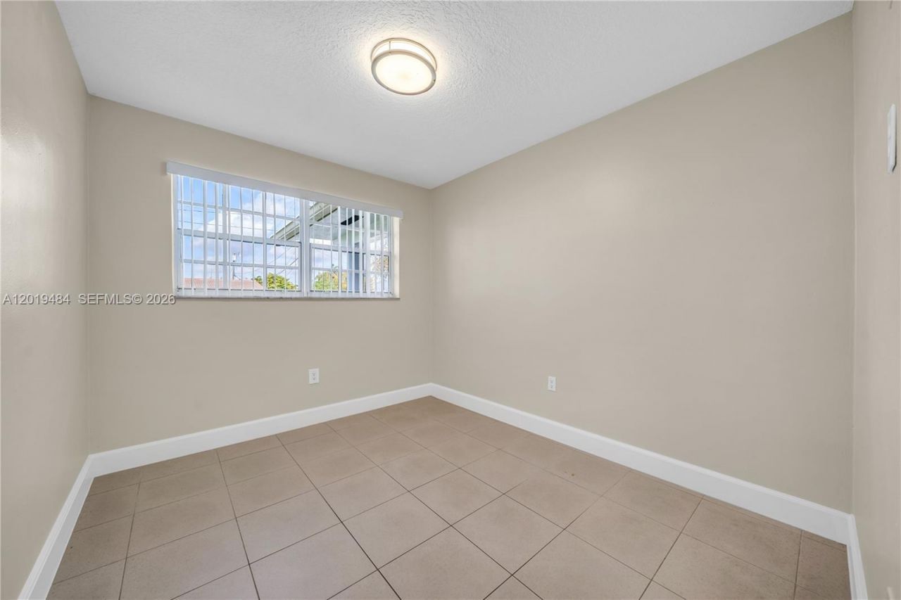 501 SW 120th Ave, Miami, FL 33184 Photo