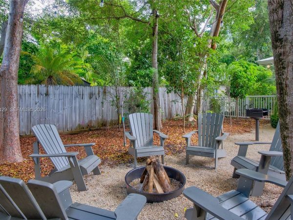 27 Blue Runner St , Key Largo, FL 33037