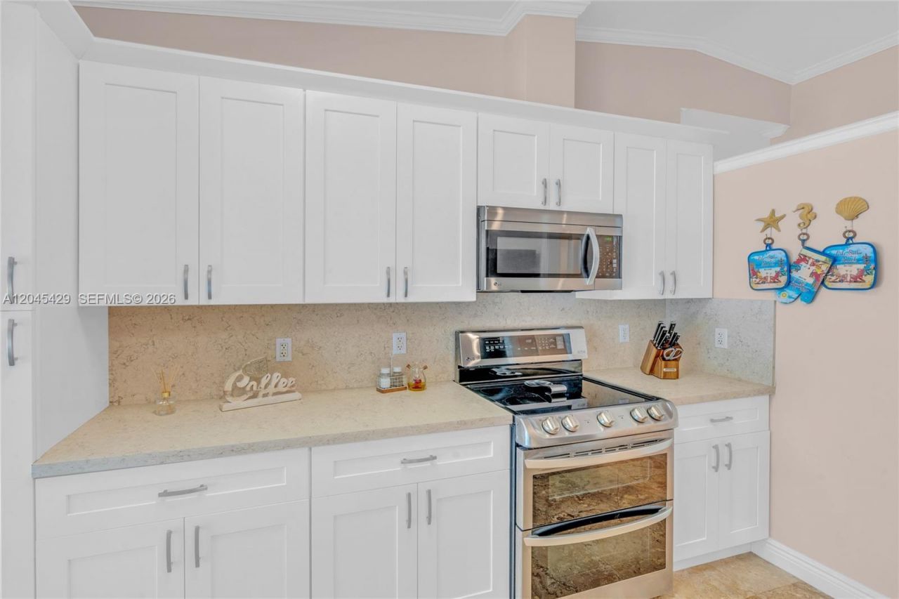 27 Blue Runner St , Key Largo, FL 33037 Photo