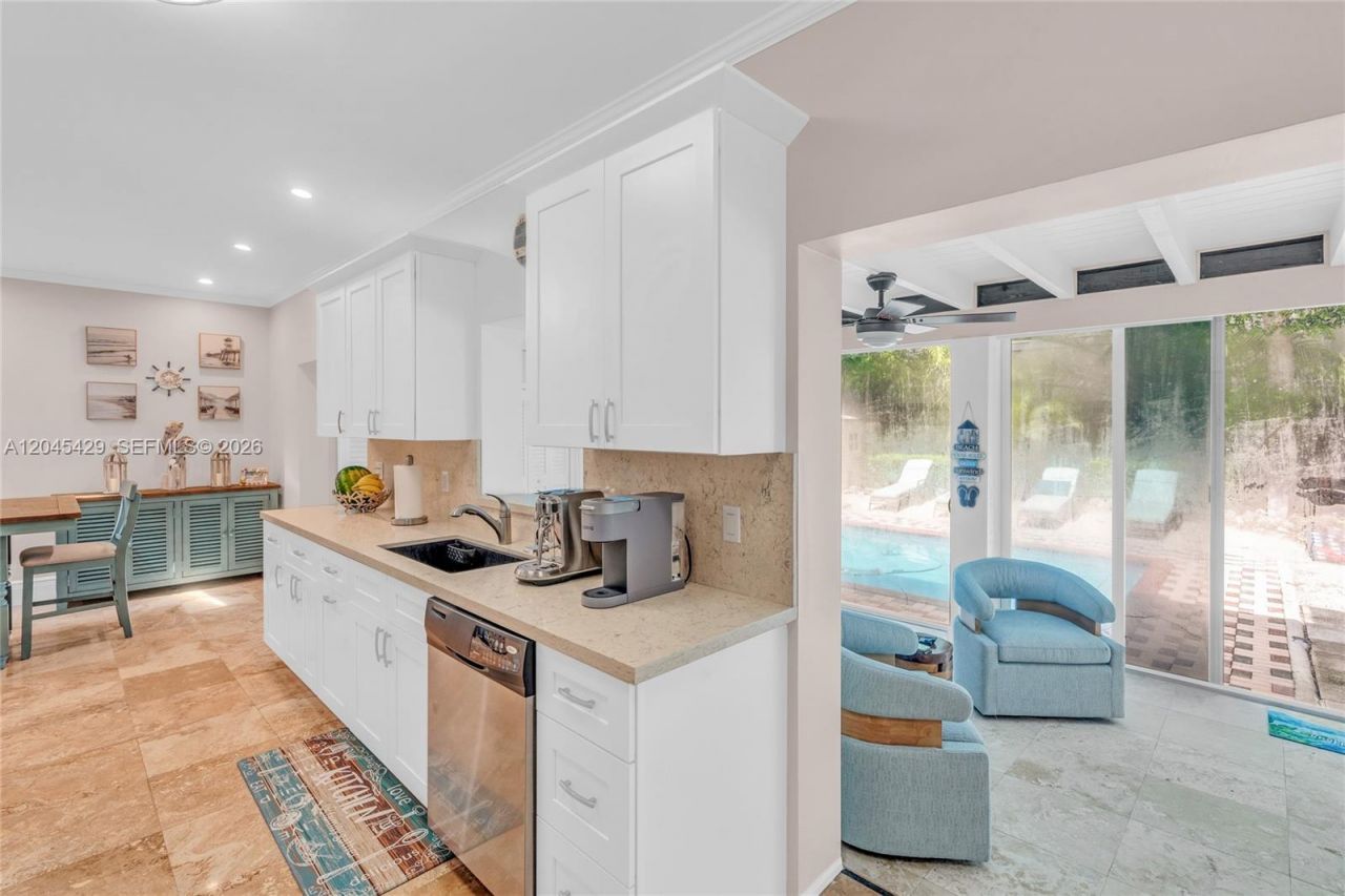 27 Blue Runner St , Key Largo, FL 33037 Photo