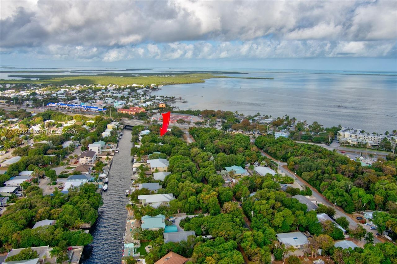 27 Blue Runner St , Key Largo, FL 33037 Photo