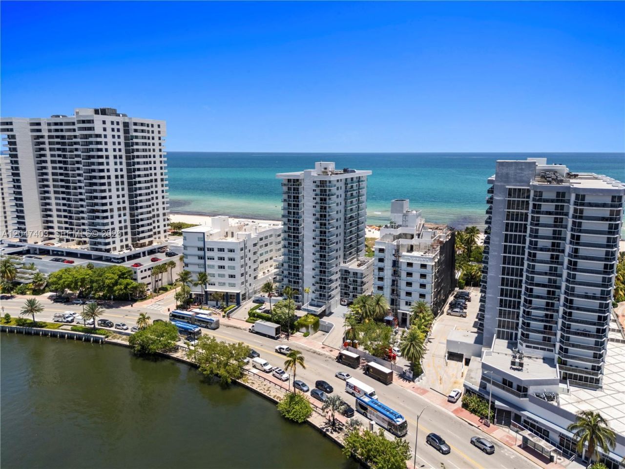 2457 Collins Ave , Unit 201, Miami Beach, FL 33140 Photo