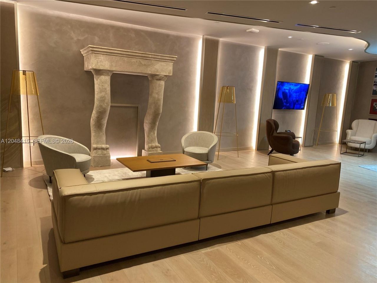 1000 Brickell Plaza , Unit 1914, Miami, FL 33131 Photo