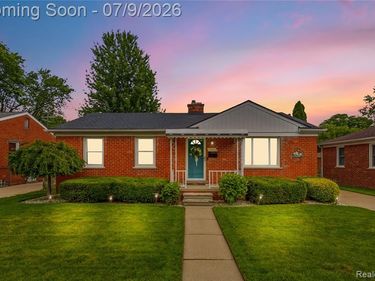 11434 Mayfield Street, Livonia, MI 48150