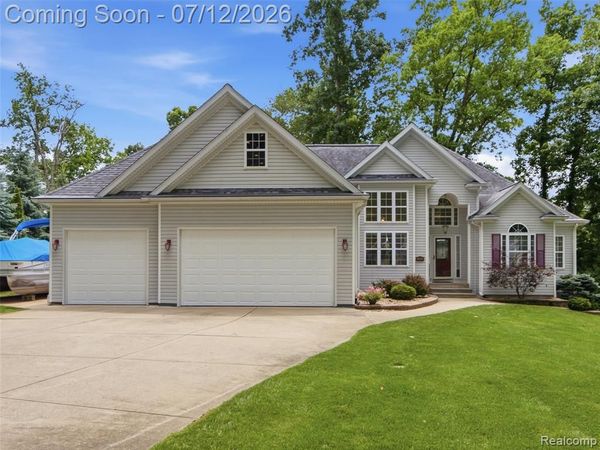 7495 Kovacs Drive, Argentine Twp, MI 48451
