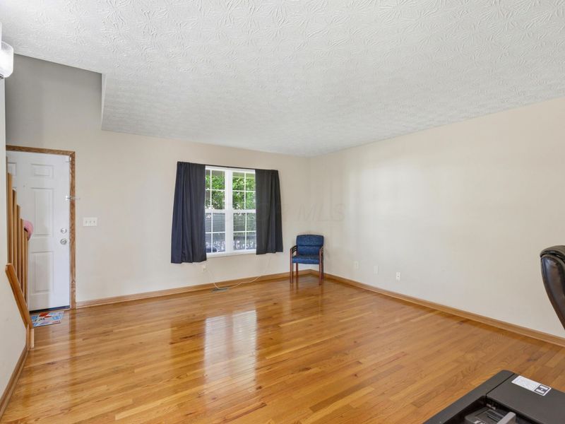 510 Dover Pond Drive, Blacklick, OH 43004 Photo 7