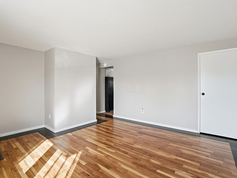 3814 Clime Road , Columbus, OH 43228 Photo 7