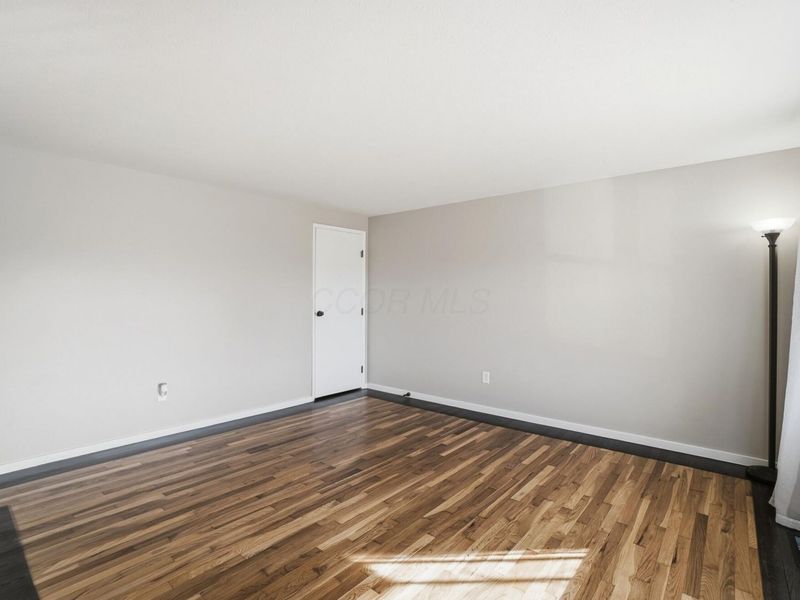 3814 Clime Road , Columbus, OH 43228 Photo 8