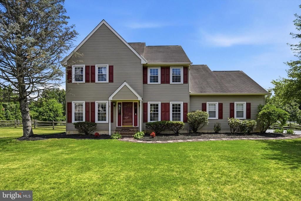 218 BRIARS RUN DRIVE , DOWNINGTOWN, PA 19335
