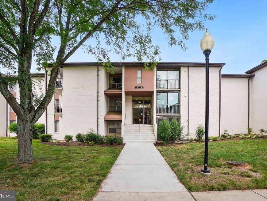 8015 Mandan Road, Unit 304, Greenbelt, MD 20770 Main Photo