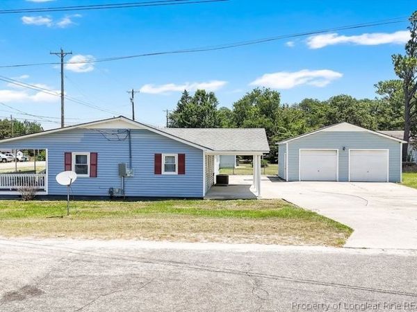 5645 Camden Road, Fayetteville, NC 28306