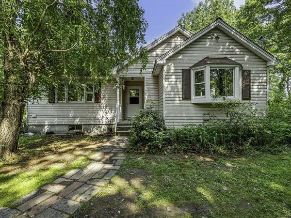 800 Town Farm Rd, Warren, MA 01083