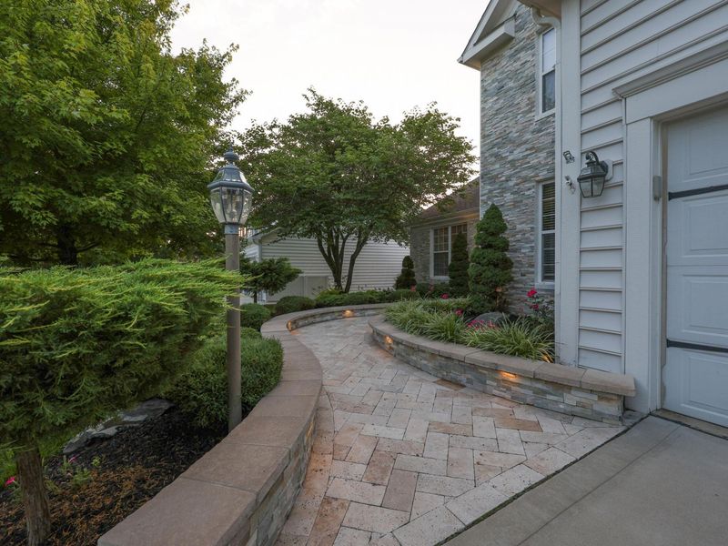 4706 Cherry Glen Drive, Powell, OH 43065 Photo 4