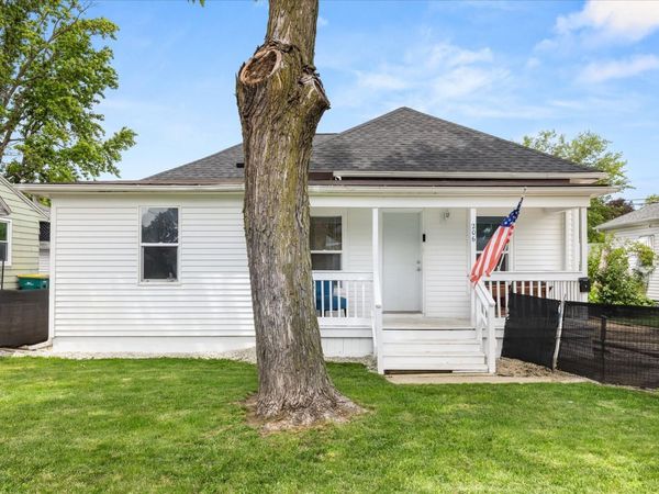 206 E Grant Street , Streator, IL 61364
