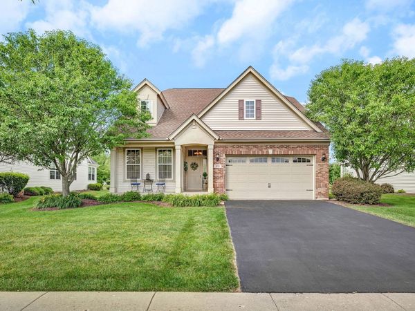 819 Canton Drive , Oswego, IL 60543