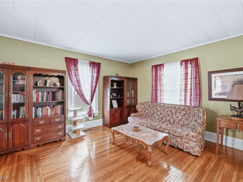 354 W 10th Street, Salem, OH 44460 Photo 9